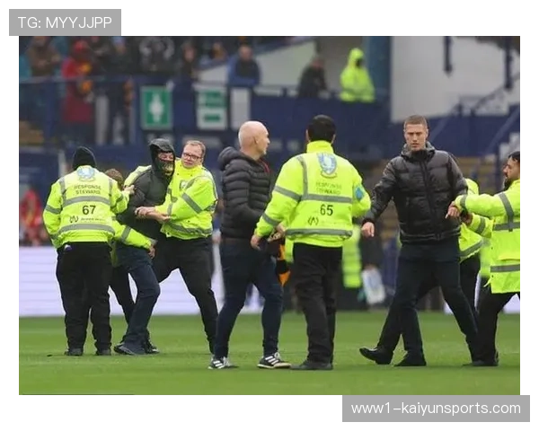 谢周三因拖欠75万英镑税款面临托管风险或将遭受重罚